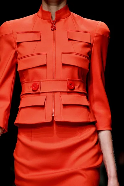 Look 75